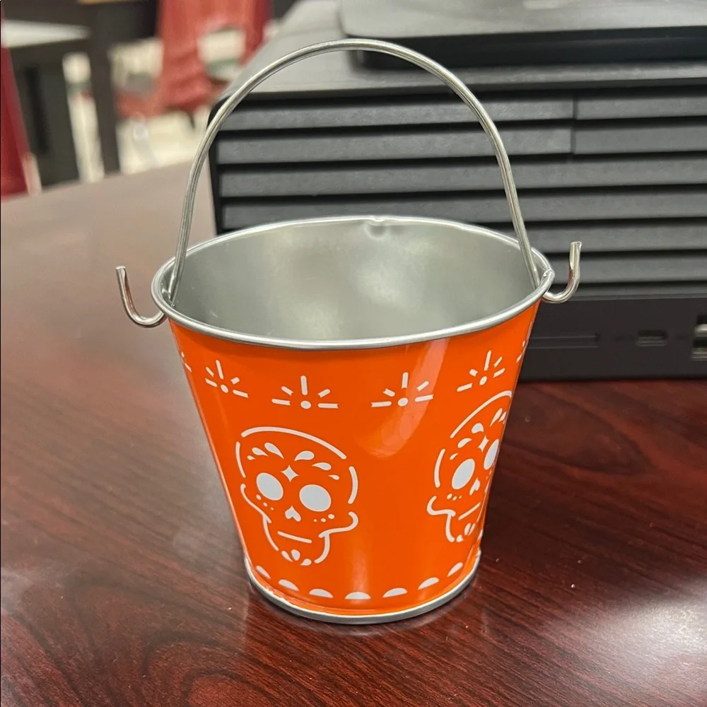 Colorful Skull Design Party Buckets Set